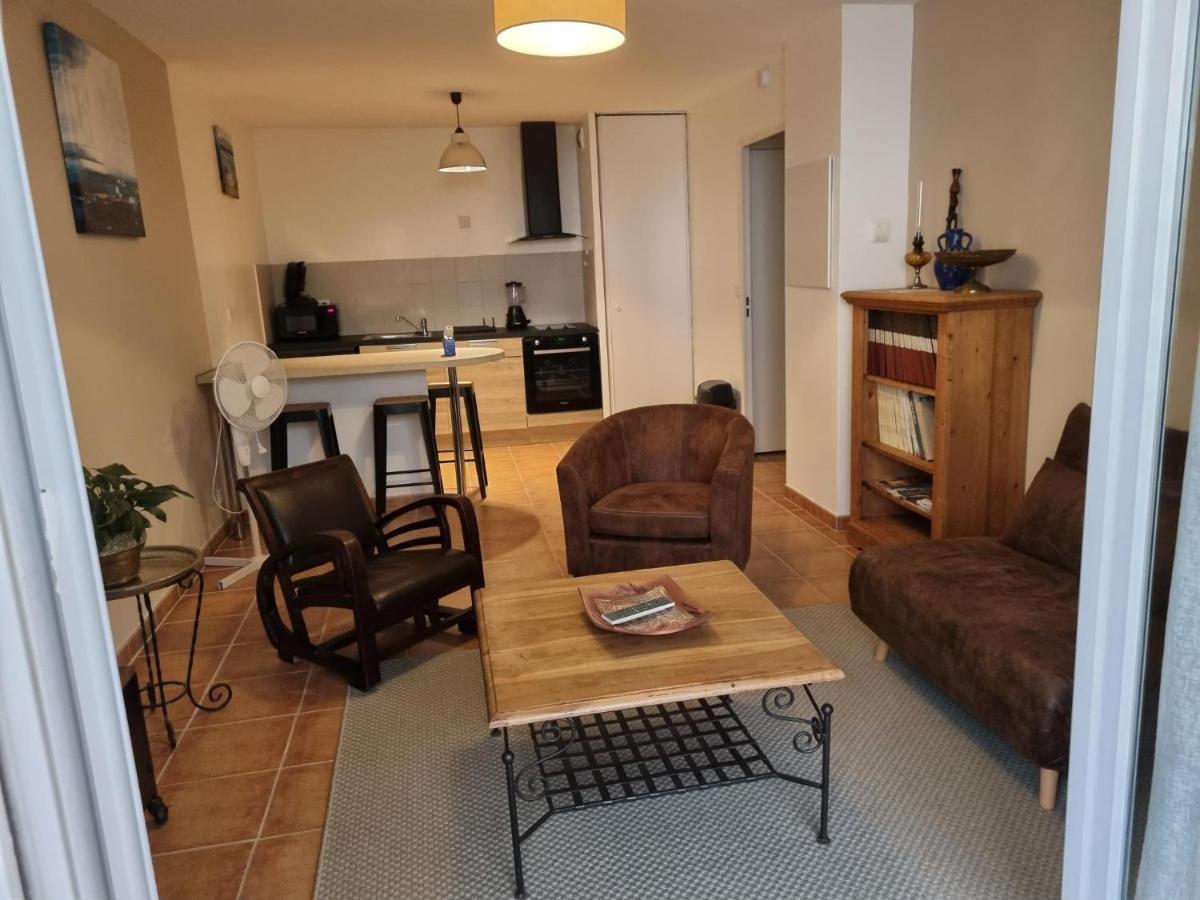 Appartement 1 Chambre Avec Piscine Uzès Exterior foto